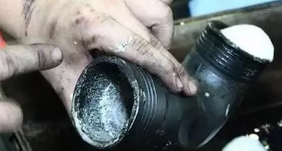 发动机积碳多，加添加剂真能清洁积碳吗?