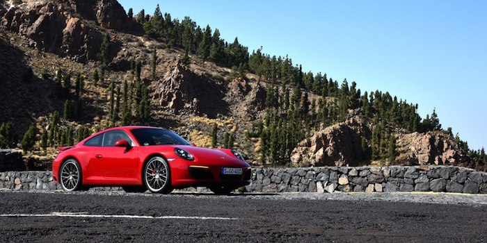 破百不到4秒！测试保时捷911 Carrera 4