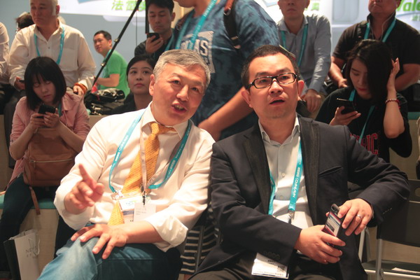 NEVS展台活捉滴滴杨峻 一言不合大佬就要搞事情？