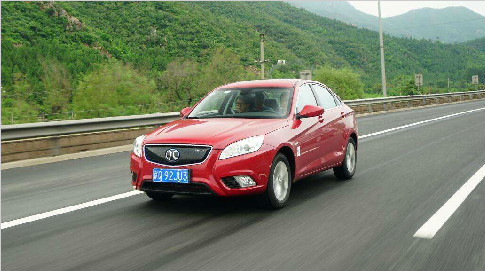 艾瑞泽5e/风神E70/EU400三车 选哪款好？ 