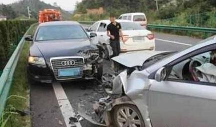 这10种交通违法行为，抓到一次性扣12分
