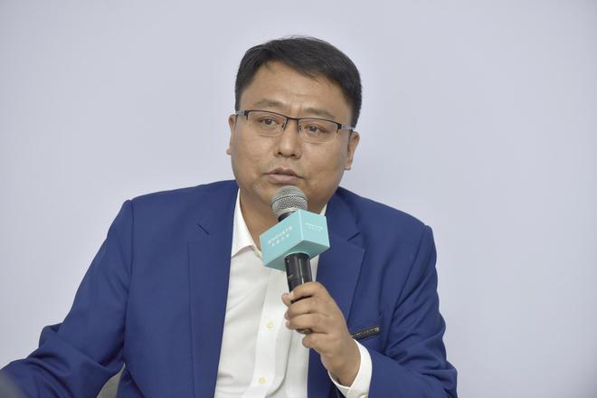 天际bsports必一体育首席技术官（CTO）牛胜福（博士）正在接受采访