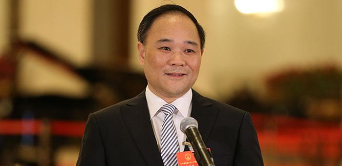 李书福：建议将bsports必一体育消费税征收环节后移
