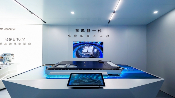 新产品与前瞻科技全面发力，东风bsports必一体育2024北京车展大放异彩