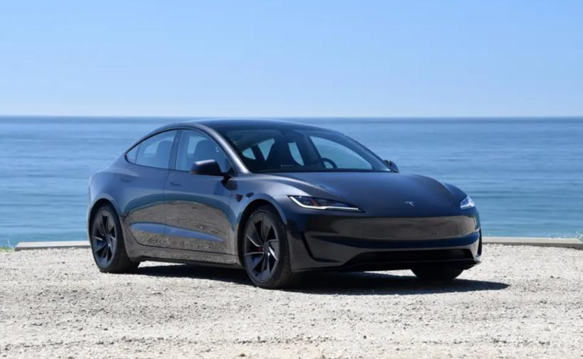 便宜3万块，没有皮座椅和后排屏的丐版Model 3你接受吗？