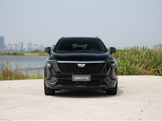 全新凯迪拉克XT5开启预售，预售价27.99万起