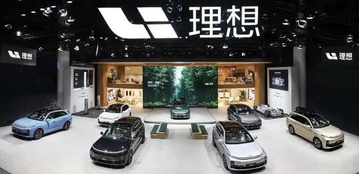 理想增长减缓，问界越追越近